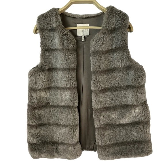 JOIE Andrina Y2K Faux Fur Open Vest Cardigan - Picture 8 of 10